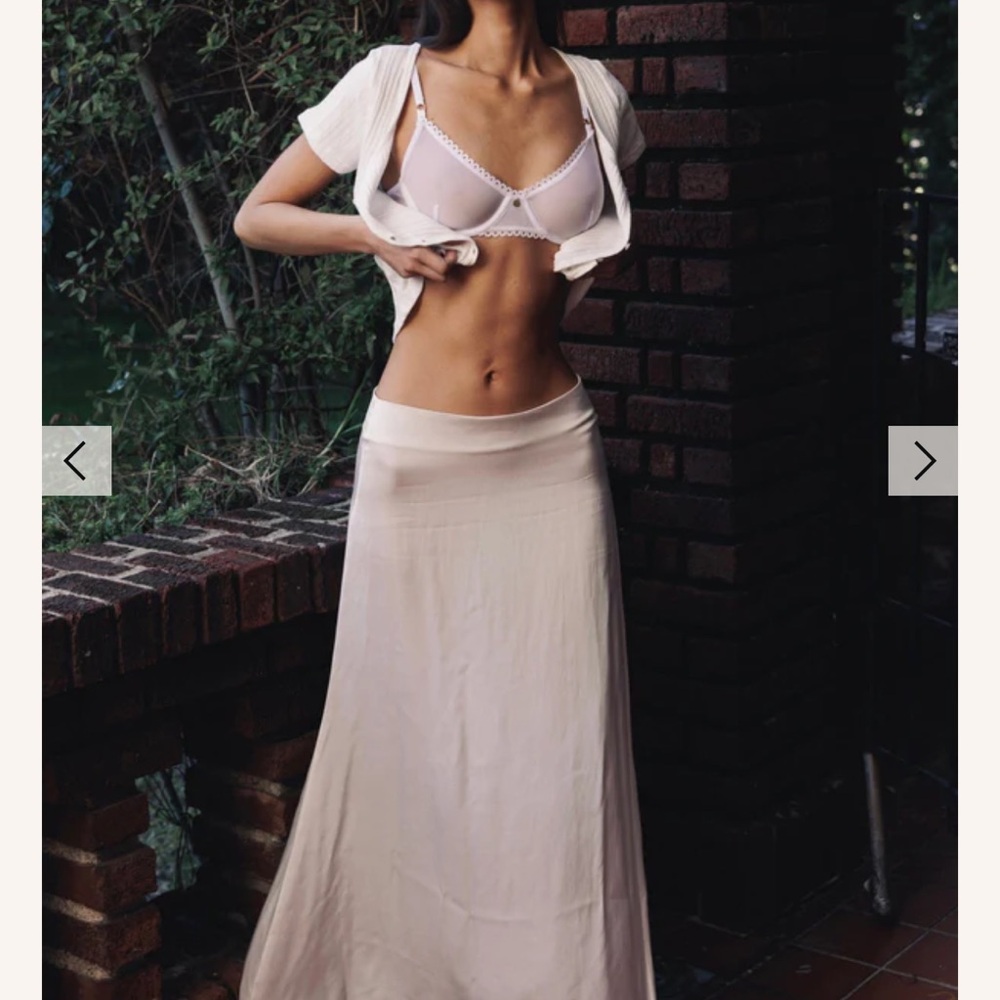 Gooseberry silk skirt in white XS New